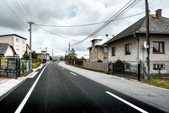 Asfalterska cata presovskej zupy obnovila cesty v Porubke a Brestove nad Laborcom