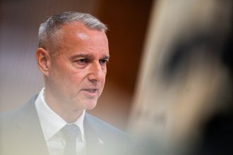 Koalicia podla Rasiho podpori navrh opozicie na sefov vyborov