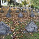 Na unikatnom vojenskom cintorine vycistili nahrobky