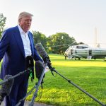 Odkazy Putinovi vyzvy na investicie Trump komunikuje cez Truth Social