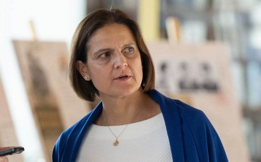 Spravny sud zrusil rozhodnutie Kolikovej o Fittovi