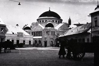 Turci trhy a Tiso Sturovo namestie v Trencine zazilo sceny ako z filmu 300