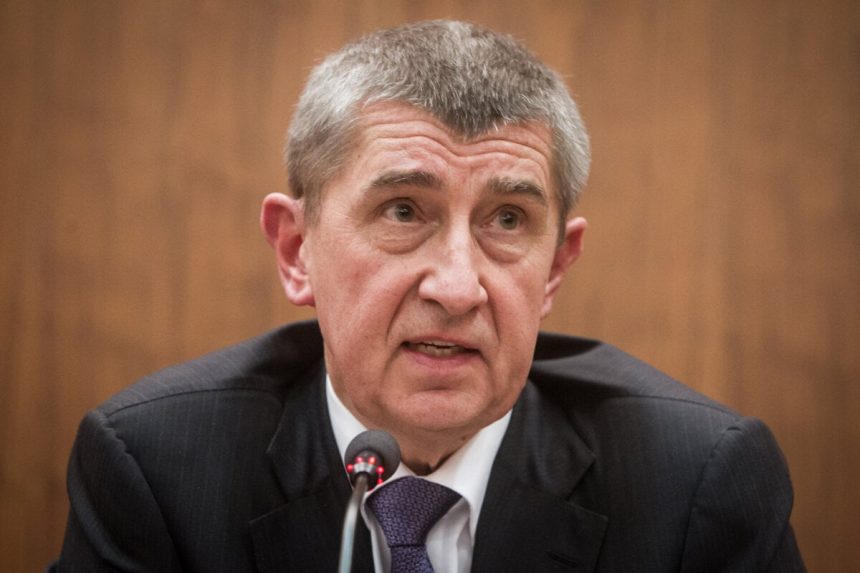 Volby do ceskeho parlamentu by vyhralo hnutie ANO