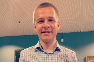 Finsky poslanec Peltonen zomrel v parlamente