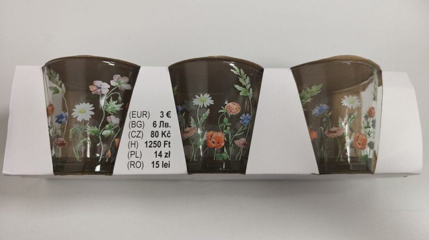 Kontrolori upozornuju na toxicky pohar s kvetmi