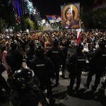 Nedavno ich oznacil za teroristov Vucic vyzval demonstrantov na dialog