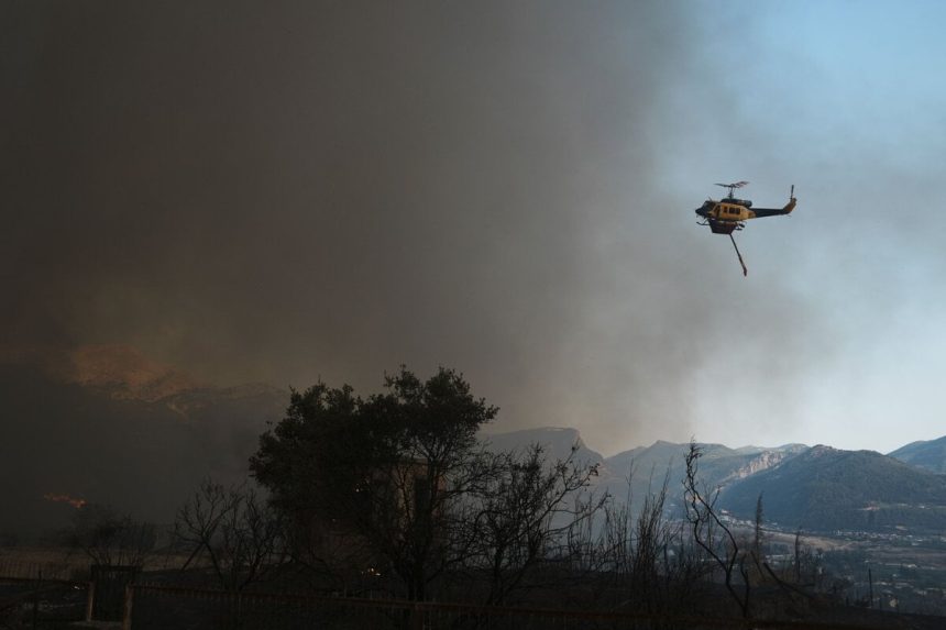 O pomoc EU s hasenim poziarov poziadalo Spanielsko