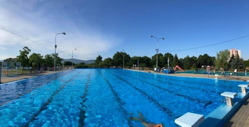 Povolenie na prevadzku malo 176 umelych kupalisk