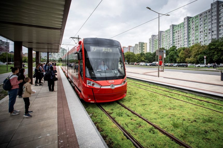 Predlzena elektrickova linka 3 vykonala 8 500 jazd