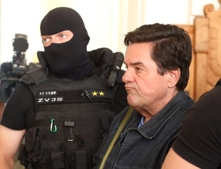 Proces v kauzach Donovaly a Bac opat odrocili Z troch obzalovanych prisiel iba Kocner