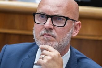 SaS ziada odvolanie Saska z funkcie pre tender na zachranky