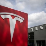 Tesla rozpusta tim za vyvoj superpocitaca Dojo