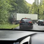 Usek medzi Detvianskou Hutou a Hrinovou neprejazdny