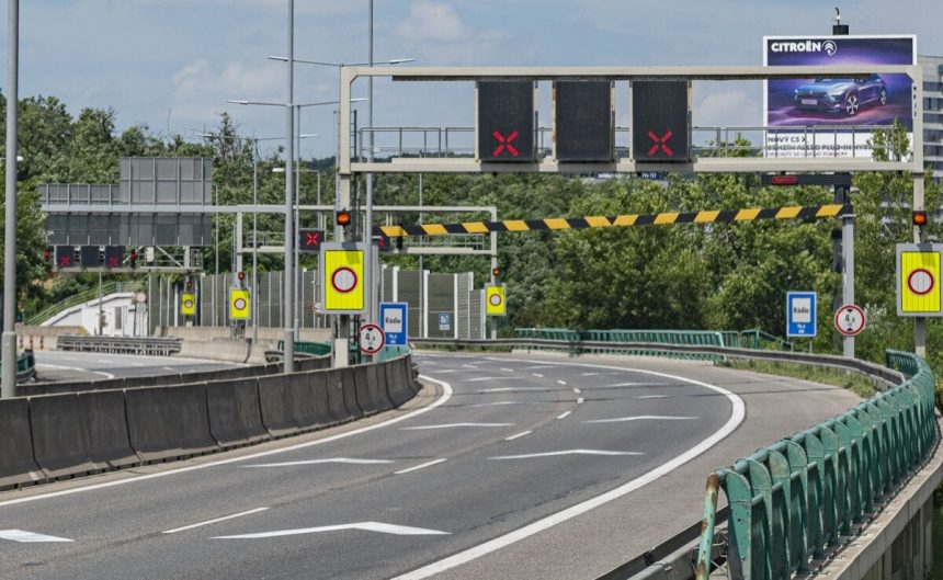 V noci uzatvoria tunel Sitina