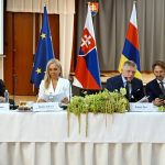 Vlada na podporu viacerych okresov vyclenila viac ako dva miliony eur