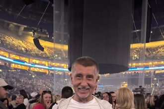 Akeho suseda nadelia Slovensku ceske volby