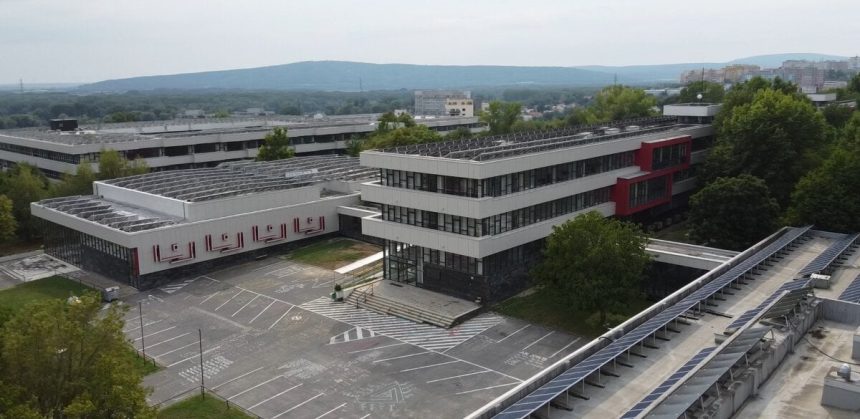 Co ma naucili styria geniovia