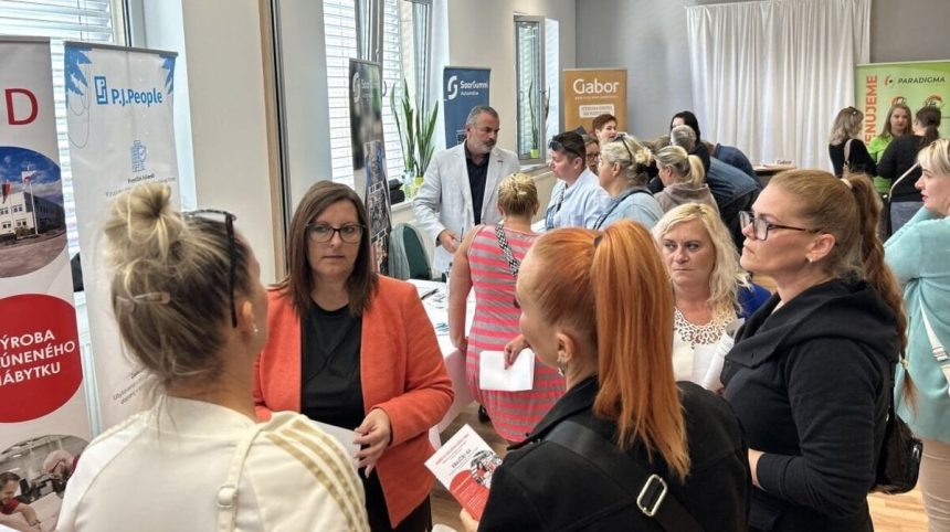 Desiatky zien zostali bez prace regio ponuka nove miesta