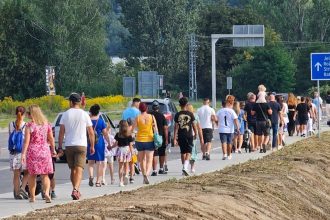 FOTO Davy ludi parkovanie takmer nemozne
