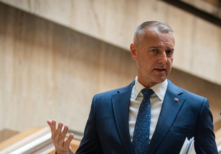 Holokaust a ine formy rasizmu ukazuju ako spolocnost nema fungovat hovori Rasi