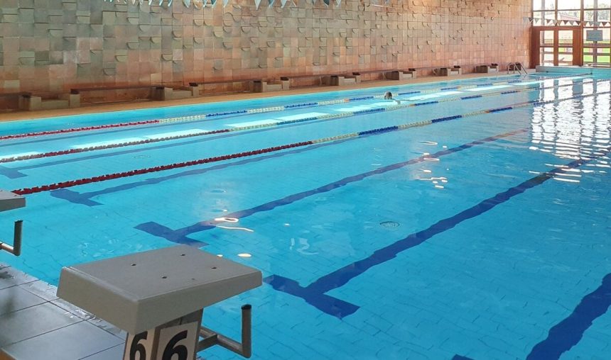 K gymnaziu v Kralovskom Chlmci pribudne plavaren za 9 milionov eur