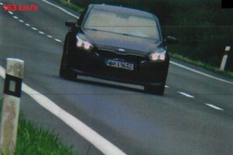 Namerali ho medzi obcami prekrocil rychlost o desiatky km h