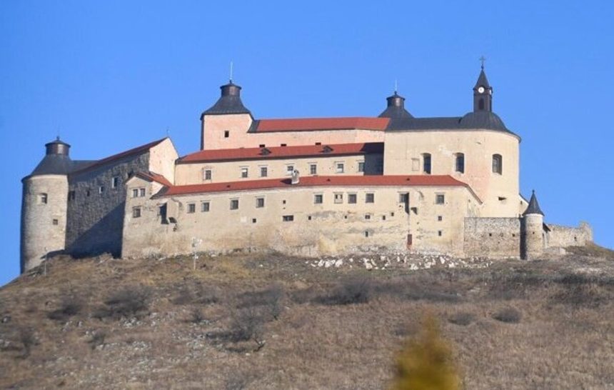 Oprava Krasnej Horky sa zastavi muzeum odstupilo od zmluvy