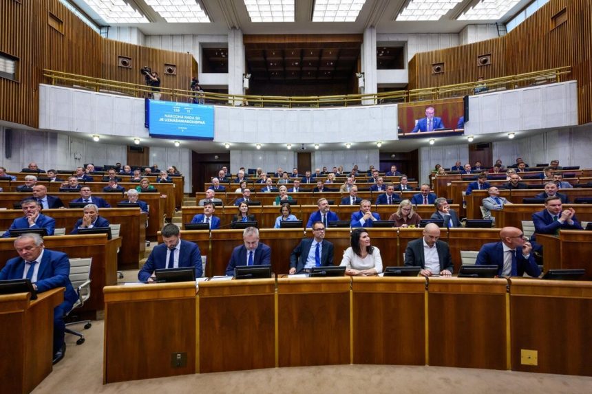 Poslanci ukoncili piatkove rokovanie o podnikani mladistvych