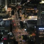 Tisicky demonstantov v Izraeli vyzvali Trumpa aby ukoncil vojnu v Gaze