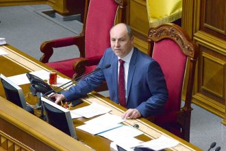 Ukrajinec podozrivy z vrazdy poslanca popiera spolupracu s Kremlom Rusi ho vsak rok vydierali