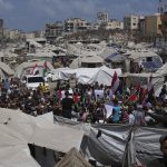 Vietor prinutil flotilu s humanitarnou pomocou pre Gazu vratit sa do Barcelony