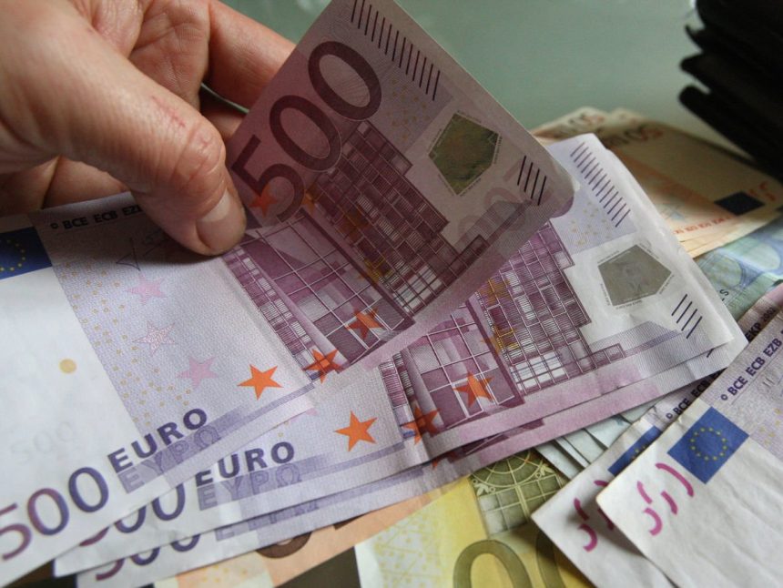 Vyssi plat je pre pracovnikov hlavnou motivaciou na zmenu prace