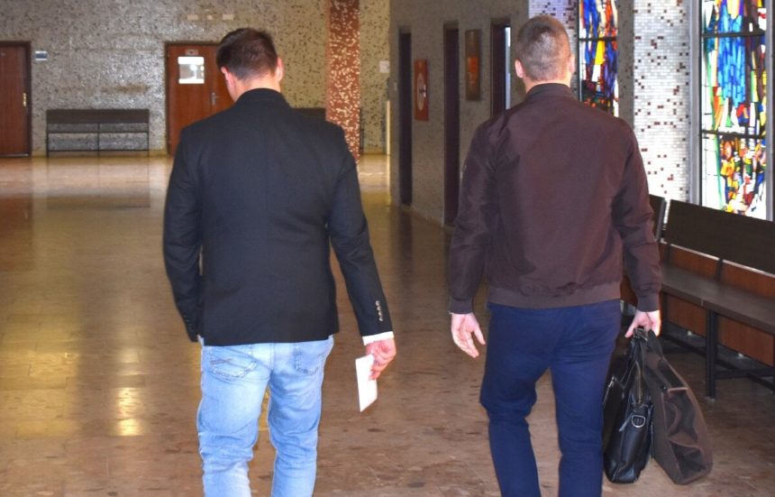 Ziarlivy partner zbil druzku prisla o slezinu