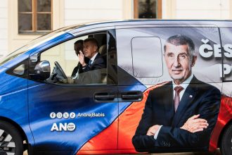 Ako sa sklada ceska vlada Babis si vyberal Okamurovych expertov