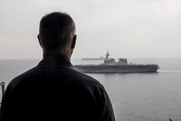 Americka vojnova lod dorazila do Karibiku blizko Venezuely