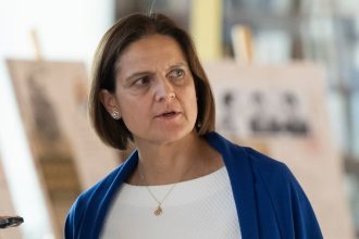 Kolikova kritizuje ministra Susko musi niest zodpovednost