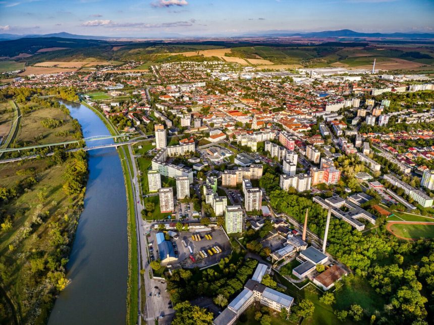 Kraj rastie mesta sa vyludnuju