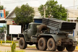 Thajsky premier sa nezucastni na summitoch ale chce podpisat dohodu s Kambodzou