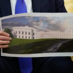 Trumpov obluk pozlatena pracovna Prezident meni Washington