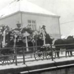 Turcania patraju po starych pohrebnych fotografiach