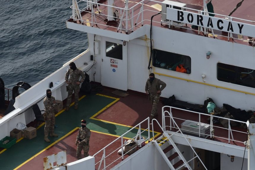 Udajny tanker z ruskej tienovej flotily opustil pristav vo Francuzsku