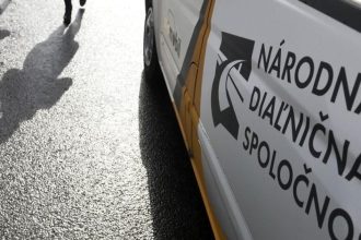 Avizovana uzavera na D1 pri Bratislave sa rusi