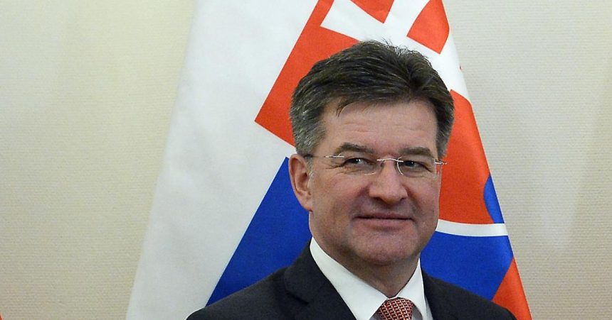 Epstein zrejme loboval za Lajcaka ked chcel sefovat NATO