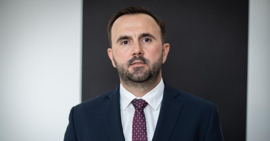 Fico uz 15 rokov zanedbava zeleznicne investicie tvrdi PS