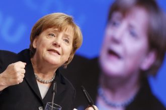 Izrael Merkelova ziskala cestny doktorat od Weizmannovho institutu