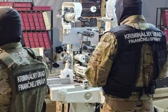 Kriminalny urad odhalil najvacsiu nelegalnu vyrobu cigariet