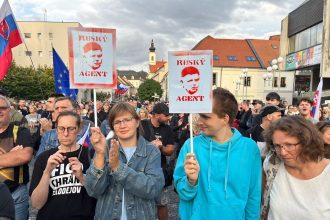 Namestie obsadia 17 novembra Matovicovci Vyrocie Neznej revolucie si pripomenu s dalsimi stranami