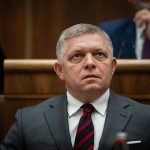 Narazky na Putina a zradcu Ficovi napisali odkaz pred skolou prednasku zrusili