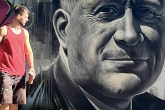 Osobnosti Brezovej maluje na stenu kupaliska