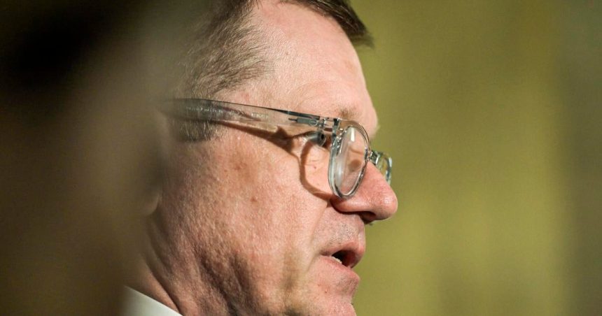 Peter Kmec ako minister podpisal sporne zmluvy